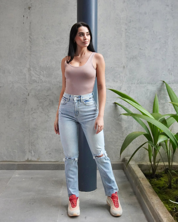 Jean Straight 2 Rotos WV18628S-LTD-2